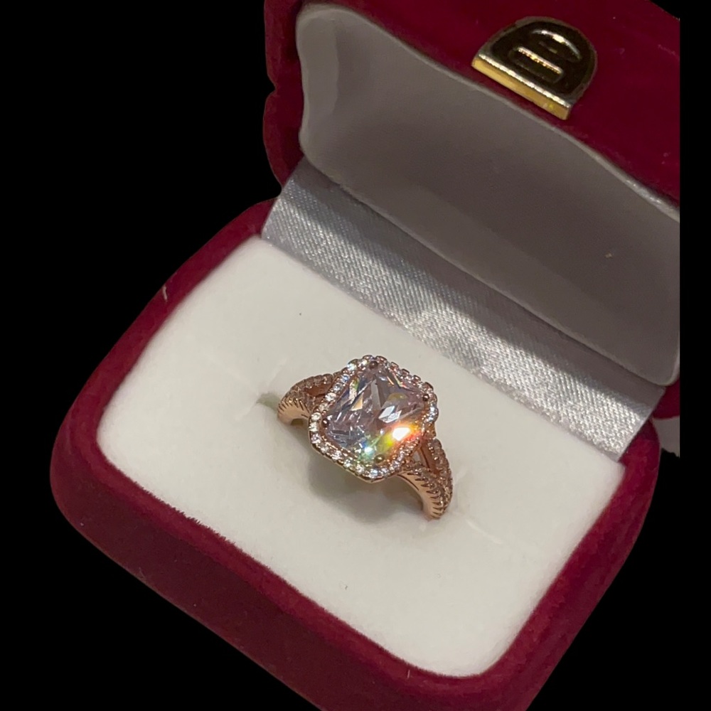 Rose gold stamped 925 ring approximately size 5.5